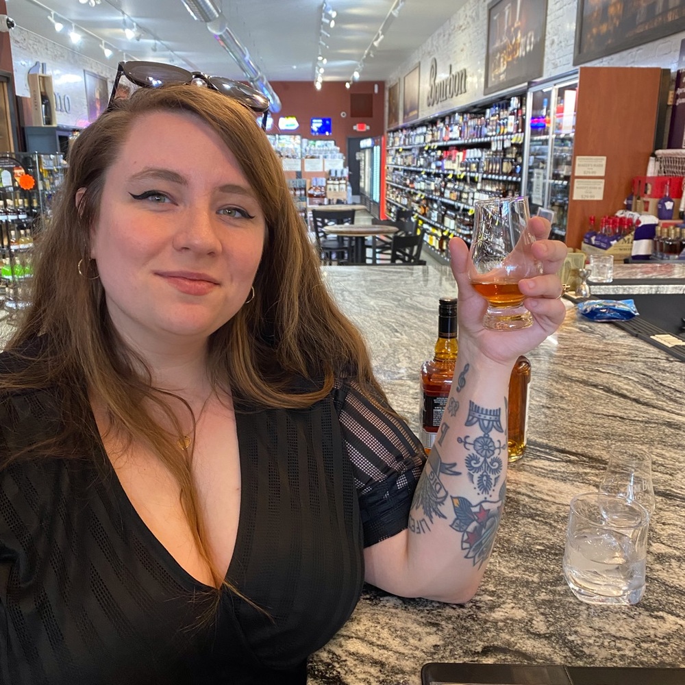 Meet your Posher, Hannah
